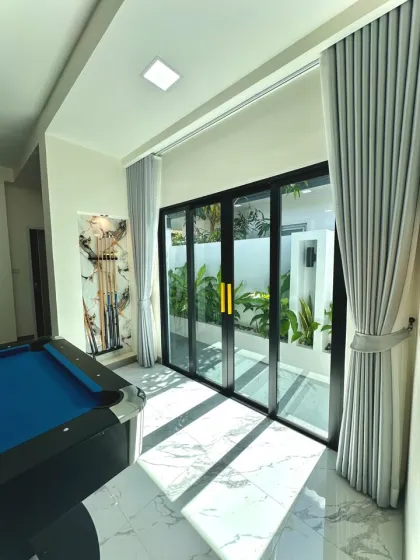 3-Schlafzimmer-Villa mit 5 Badezimmern und eigenem Pool in Thalang
