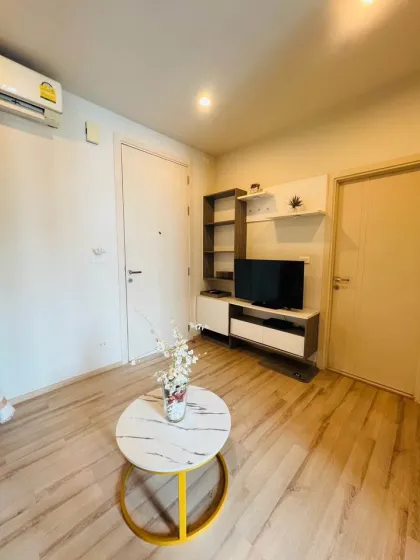 Apartamento de 1 dormitorio con vista a la piscina en The Base Downtown Phuket