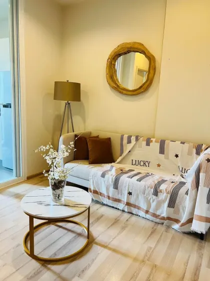 Apartamento de 1 dormitorio con vista a la piscina en The Base Downtown Phuket