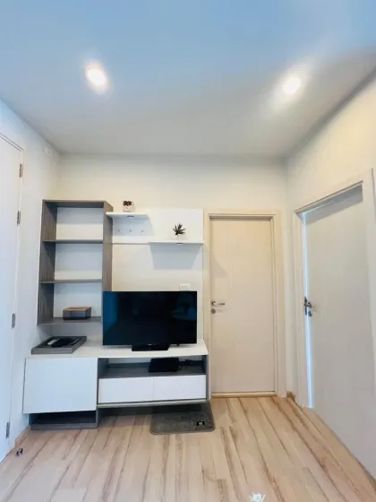 Apartamento de 1 dormitorio con vista a la piscina en The Base Downtown Phuket