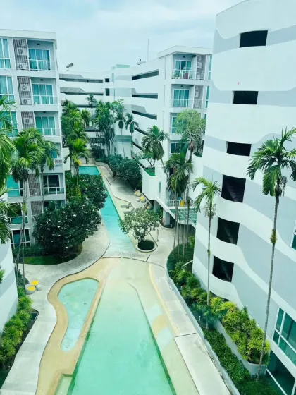 Apartamento de 1 dormitorio con vista a la piscina en The Base Downtown Phuket