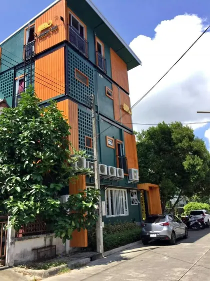 Urgent Sale: Fully Occupied 3-Story Hotel with 15 Rooms in Ratsada, Phuket