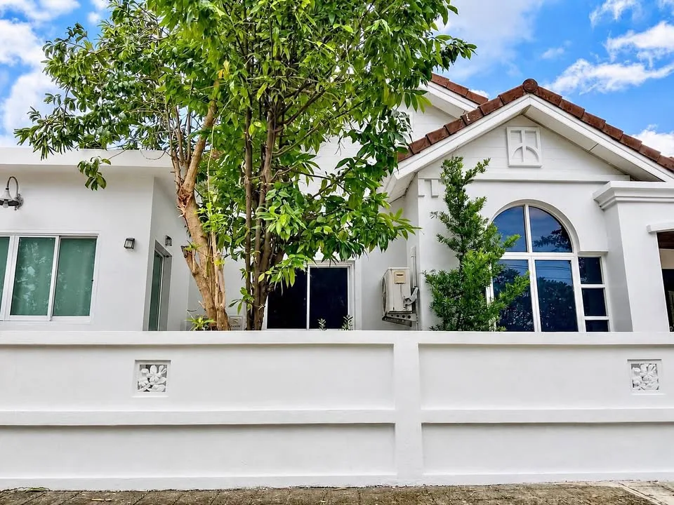 Einfamilienhaus mit 3 Schlafzimmern und 2 Bädern nahe Robinson Lifestyle Thalang