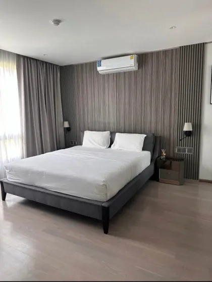 Appartement spacieux de 2 chambres en pleine propriété à Bang Tao