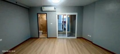 Condominio Supalai Park Phuket 1 Habitación con Vista a la Piscina en Venta