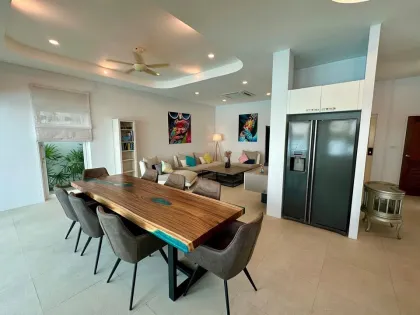 Villa de luxe 4 chambres à Baan Chalong Residences