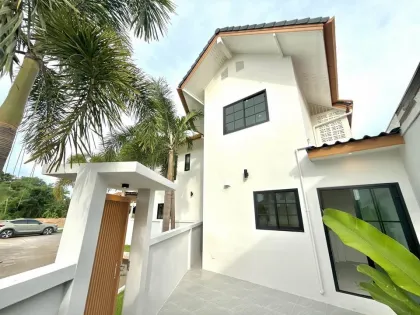 วิลล่ามุมสไตล์สวย 4 ห้องนอนในชาวฟ้าการ์เด้นโฮม 3