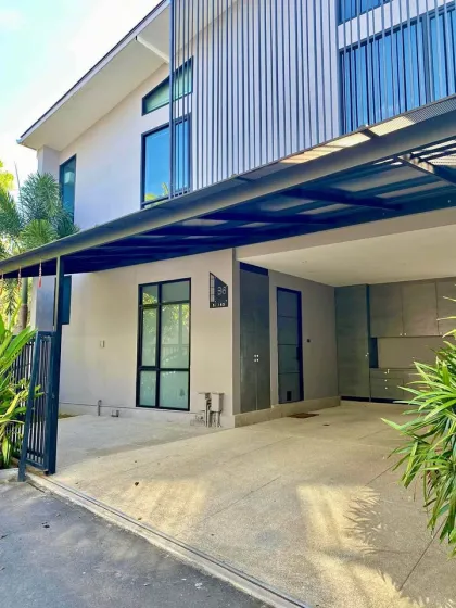 Villa Harmony 2 con 4 Habitaciones y Piscina Privada en Bang Tao