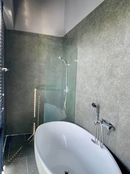 Villa Harmony 2 con 4 Habitaciones y Piscina Privada en Bang Tao