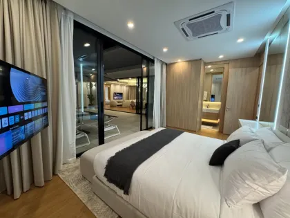 Villa nueva de lujo de 5 dormitorios en Pasak 3, Bangtao