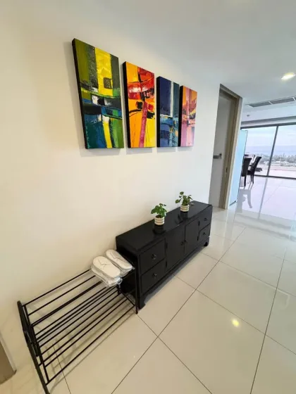 153 qm Penthouse mit Meerblick und Hotel-Lizenz in Kata