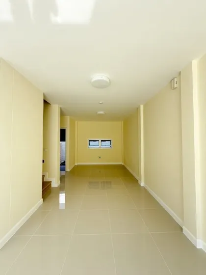 Casa adosada de 3 habitaciones y 2 baños en Thalang, Phuket