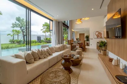 Exclusive 5-Bedroom Pool Villa in Chalong Bay Phuket