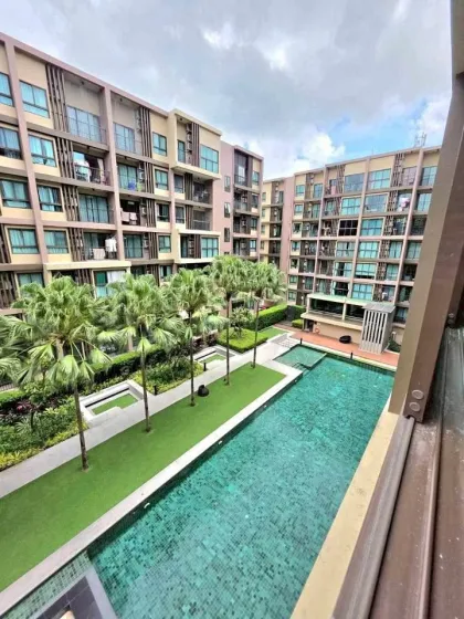 Appartement 2 chambres à vendre à ZCAPE 3 avec vue sur la piscine