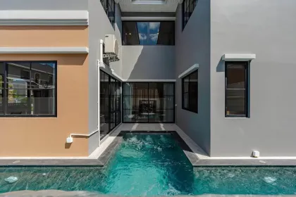 Neue 4-Zimmer-Villa mit eigenem Pool in der Nähe von BISP