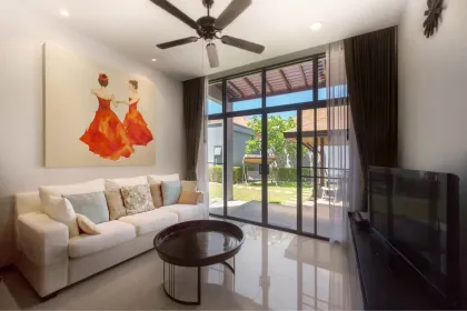Villa avec piscine 3 chambres à vendre dans la communauté fermée Onyx près de Nai Harn