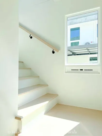 Villa familiale neuve de 4 chambres à Koh Kaew à vendre