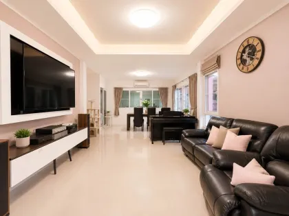 3 Schlafzimmer Villa mit Privatpool in Supalai Essence, Thalang