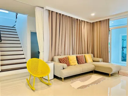 Угловая вилла с 4 спальнями в 88 Land & Houses, Ко Кэу, Пхукет