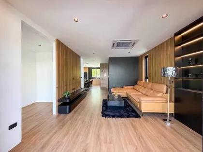 Villa de 3 dormitorios con piscina privada en The Empire, Koh Kaew
