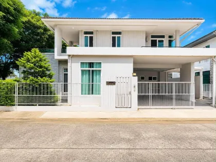 Угловая отдельная вилла на продажу в 88 Land & Houses, Ко Кео