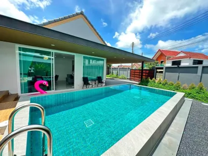 Neu Renovierte 3-Zimmer-Villa mit Privatpool in Wichit, Phuket