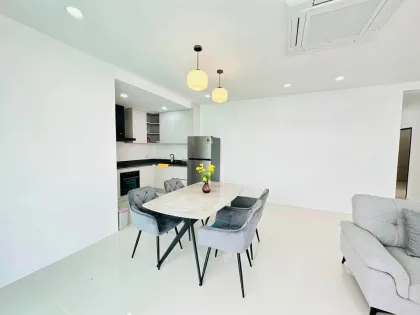 Neu Renovierte 3-Zimmer-Villa mit Privatpool in Wichit, Phuket