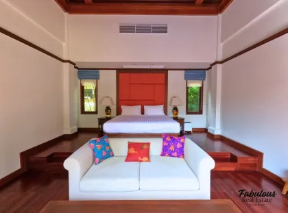 普吉岛Sai Taan Villas 豪华4卧室带泳池别墅
