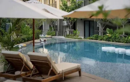 Apartamento de 2 habitaciones con vista a la piscina en The Origin Kathu–Patong
