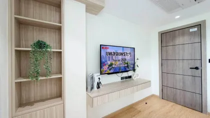 2 Schlafzimmer, 1 Bad - Wohnung mit Blick auf den Golfplatz