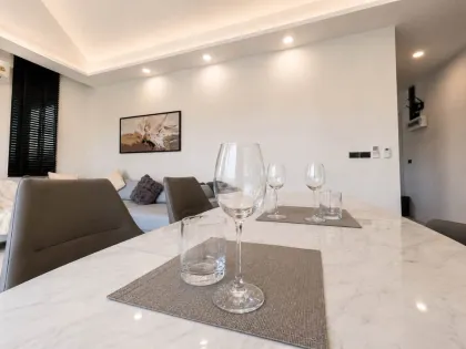 Villa neuve 2 chambres avec piscine privée à Si Sunthon, Cherng Talay