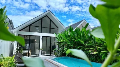 Villa privada con piscina de 2 dormitorios lista para mudarse en Pa Khlok