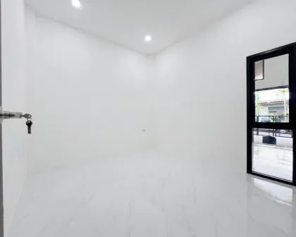 Nouvelle Villa Style Modern Nordic Minimal à Wichit - 3 Chambres 2 Salles de Bain