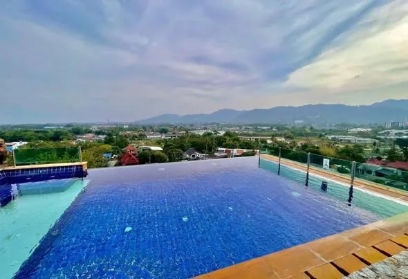 FOR SALE – Rare Freehold Boutique Apartment in Phuket’s Fitness Street