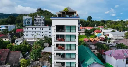FOR SALE – Rare Freehold Boutique Apartment in Phuket’s Fitness Street