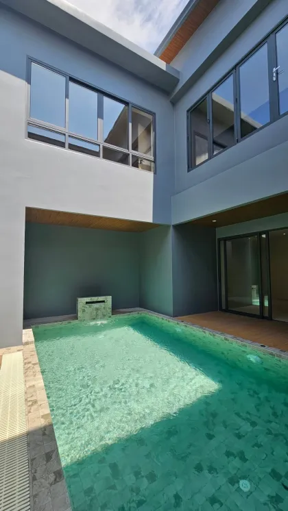 Poolvilla zum Verkauf in Kathu, Phuket
