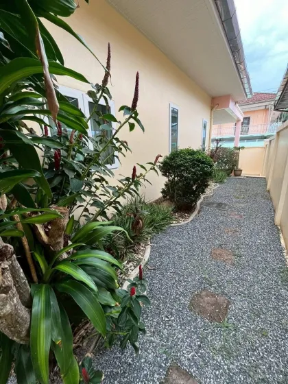 Spacious 5-Bedroom Pool Villa for Sale & Rent near Kathu Waterfall, Phuket