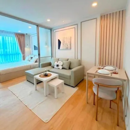 Appartement rénové 1 chambre à D Condo Creek Kathu à vendre