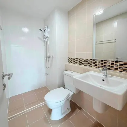 Appartement rénové 1 chambre à D Condo Creek Kathu à vendre