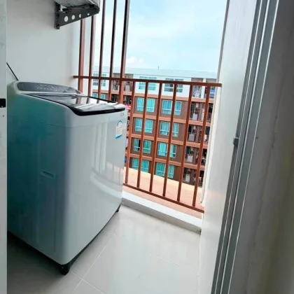 Appartement rénové 1 chambre à D Condo Creek Kathu à vendre
