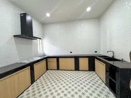Spacious 4-Bedroom Detached Villa with Large Land in Phuket Town