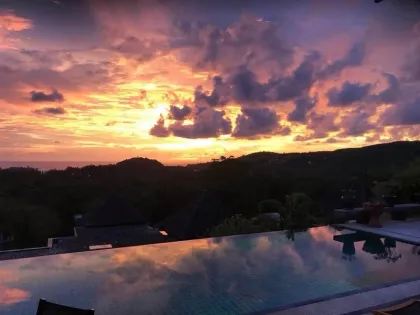 Beautiful 5-Bedroom 6-Bathroom Pool Villa in Cherng Talay