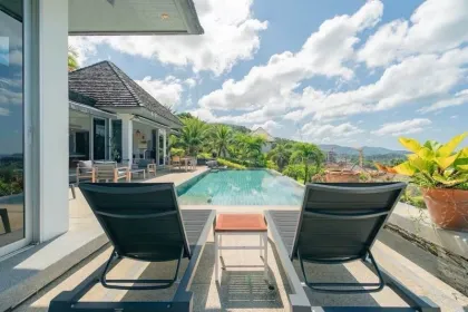 Beautiful 5-Bedroom 6-Bathroom Pool Villa in Cherng Talay