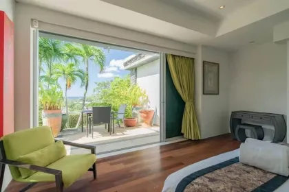 Beautiful 5-Bedroom 6-Bathroom Pool Villa in Cherng Talay