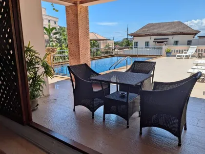Appartement 1 chambre près de la plage de Surin avec accès piscine