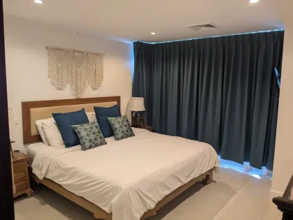 Appartement 1 chambre près de la plage de Surin avec accès piscine