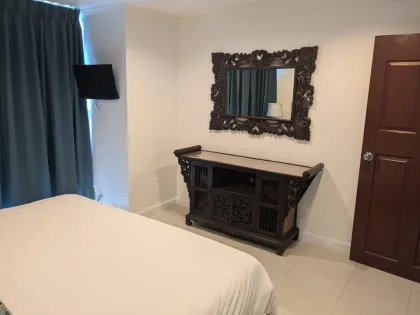 Appartement 1 chambre près de la plage de Surin avec accès piscine