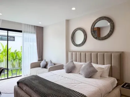 Villa mit 3 Schlafzimmern, 3 Bädern und privatem Pool in Rawai, Phuket
