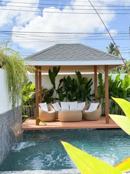 Villa mit 3 Schlafzimmern, 3 Bädern und privatem Pool in Rawai, Phuket