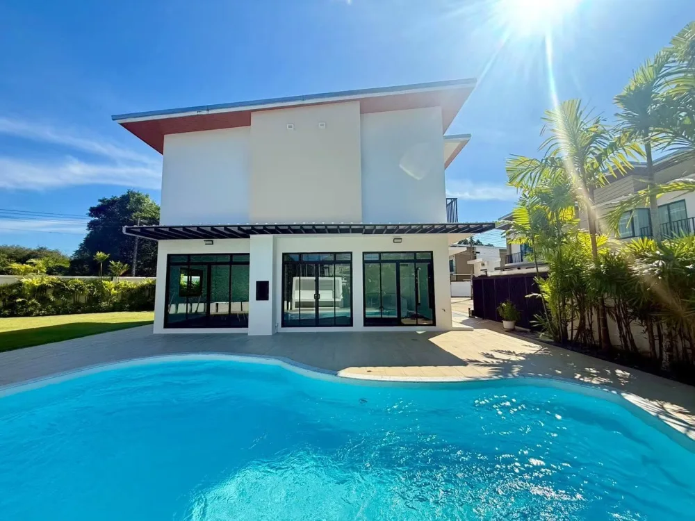 Villa con piscina en venta en Thalang